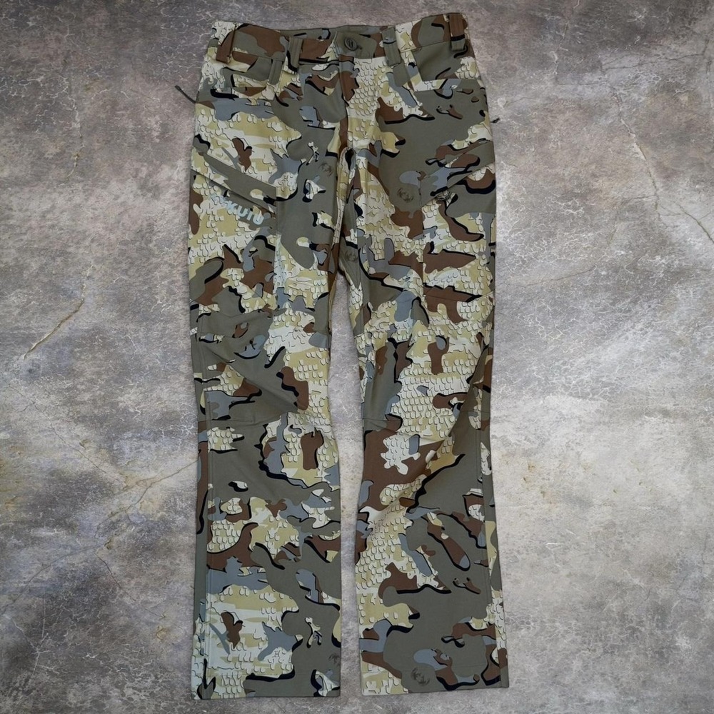 KUIU Attack Camo Pants Adult Size 30x30 Outdoors Hunting Workwear Nature Utility